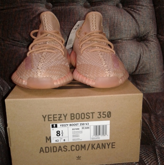 Yeezy 350 v2 Clay - Picture 2 of 4